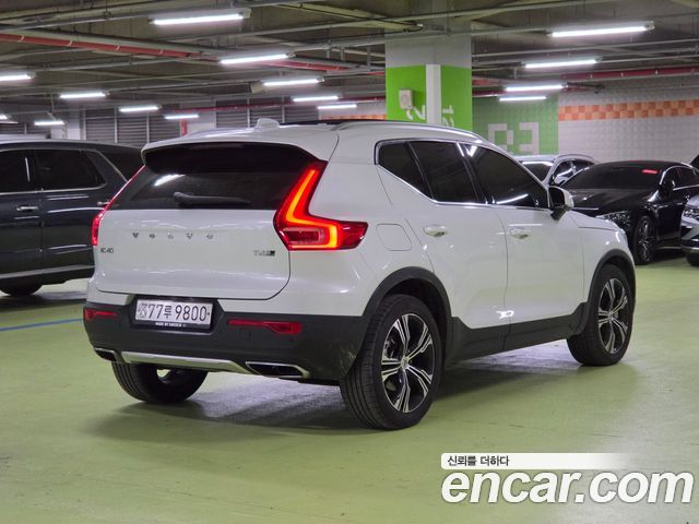 Volvo XC40 T4 Inscription — пробег 59 497 км — фото 4 из 5