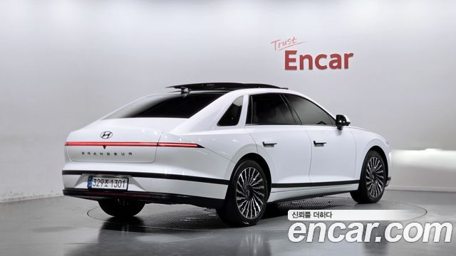 Hyundai Grandeur Calligraphy — пробег 38 072 км — фото 2 из 5