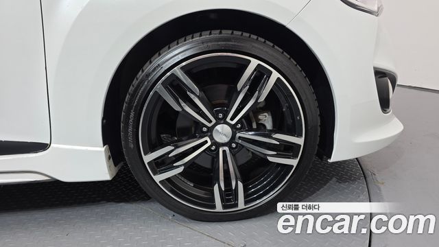 Hyundai Veloster из Кореи Encar