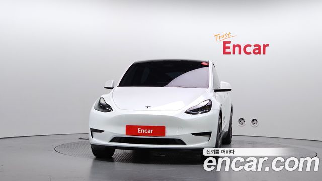 Tesla Model Y RWD — пробег 46 061 км — фото 3 из 5