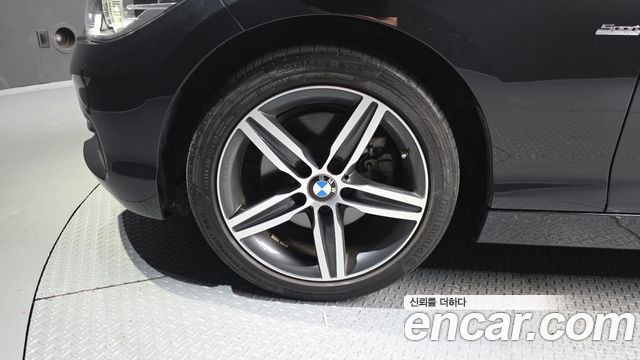 BMW 1-Series 118d Sport 5Door — пробег 50 281 км — фото 5 из 5