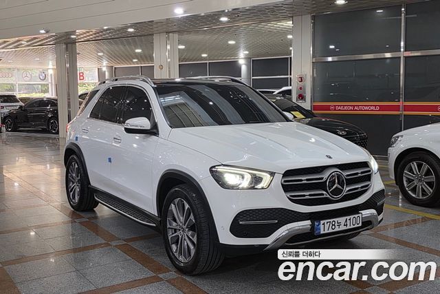 Mercedes-Benz GLE-Class GLE300d 4MATIC — пробег 100 000 км — фото 1 из 5