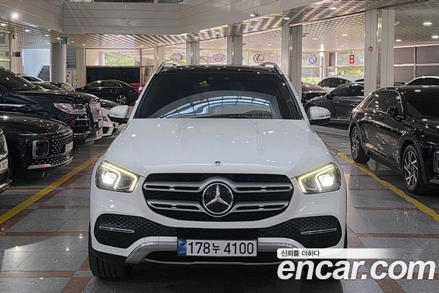 Mercedes-Benz GLE-Class GLE300d 4MATIC — пробег 100 000 км — фото 3 из 5