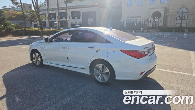 Hyundai Sonata 2.0 Modern — пробег 20 300 км — фото 4 из 5