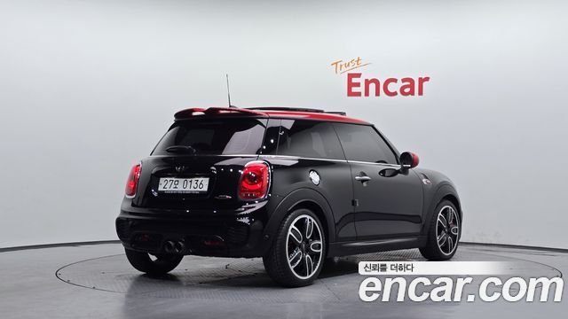Mini Cooper JCW 3rd Generation — пробег 66 426 км — фото 2 из 5