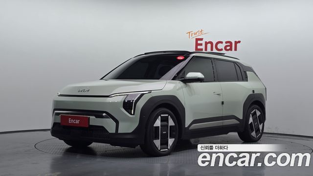 Kia EV3 Long Range 2WD Earth — пробег 81 484 км — фото 1 из 5