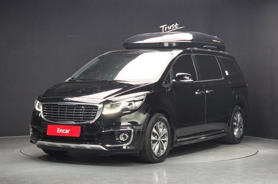 Kia Carnival 9-seater Luxury — пробег 60 717 км — фото 1 из 5