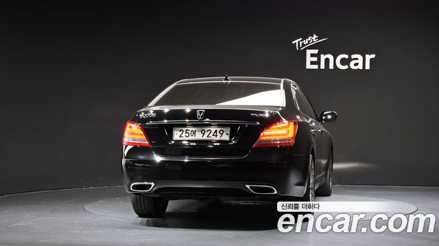 Hyundai Equus из Кореи Encar