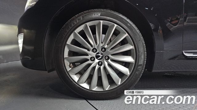 Hyundai Equus из Кореи Encar