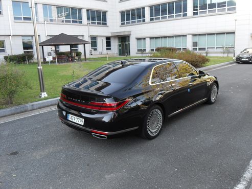 Genesis G90 5.0 AWD Prestige — пробег 69 170 км — фото 5 из 5
