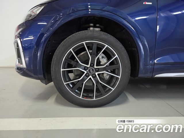 Audi Q5 45 TFSI Quattro Sportback Premium — пробег 35 100 км — фото 5 из 5