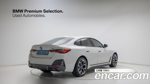 BMW i4 eDrive40 M Sports Pro — пробег 20 300 км — фото 2 из 5