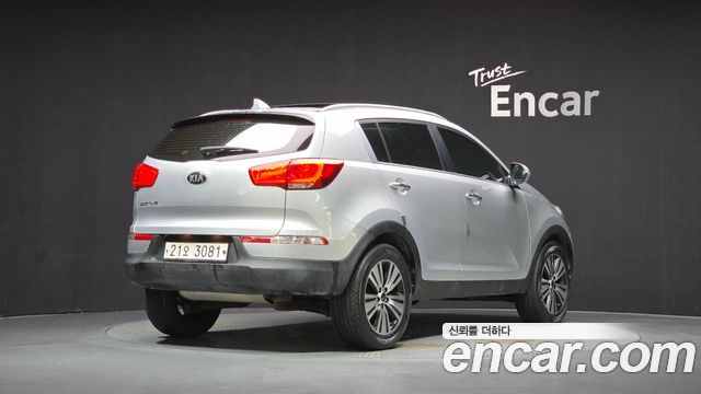Kia Sportage Diesel 2WD Noblesse — пробег 188 104 км — фото 2 из 5