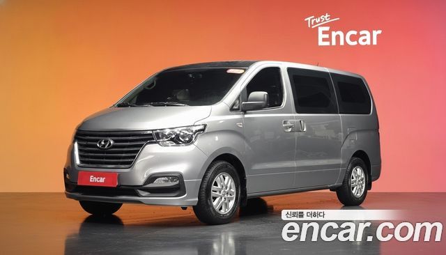 Hyundai Starex Van 3-Seater Smart — пробег 176 525 км — фото 1 из 5