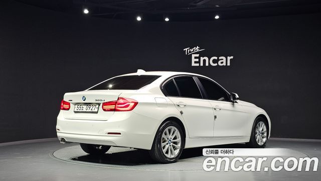 BMW 3-Series 320d xDrive — пробег 92 292 км — фото 2 из 5