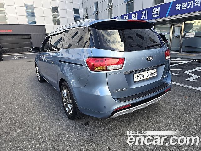 Kia Carnival из Кореи Encar