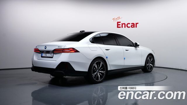 BMW 5-Series из Кореи Encar