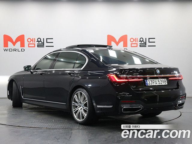 BMW 7-Series 740Li xDrive M Sport Package — пробег 51 018 км — фото 4 из 5