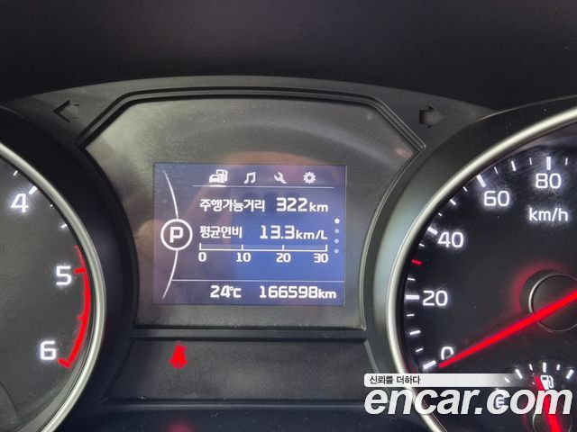 Kia Carnival 11-seater Deluxe — пробег 166 594 км — фото 4 из 5