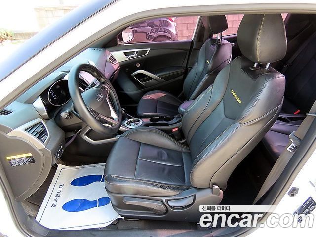 Hyundai Veloster 1.6 PYL DCT — пробег 64 989 км — фото 5 из 5