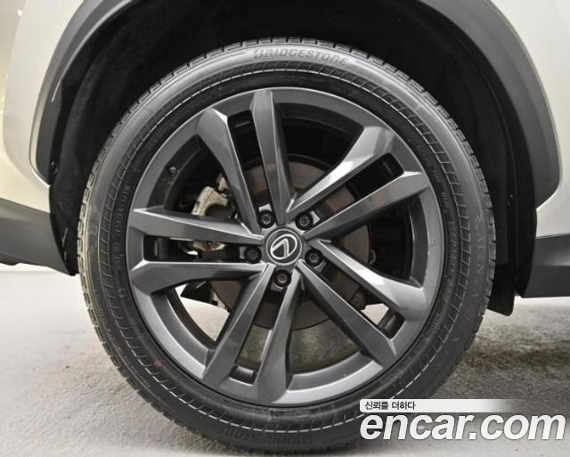 Lexus NX из Кореи Encar