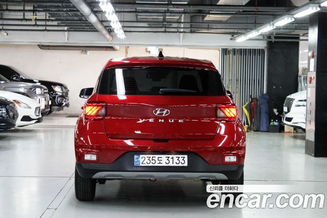 Hyundai Venue из Кореи Encar