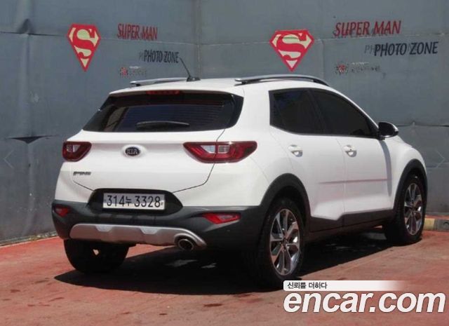 Kia Stonic Diesel 1.6 Prestige — пробег 159 607 км — фото 3 из 5