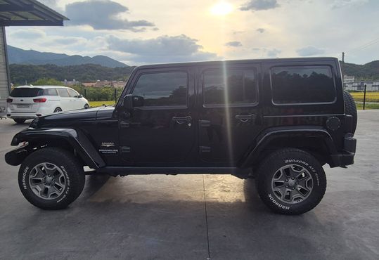 Jeep Wrangler 2.8 Diesel Sahara 4Door — пробег 128 600 км — фото 4 из 5