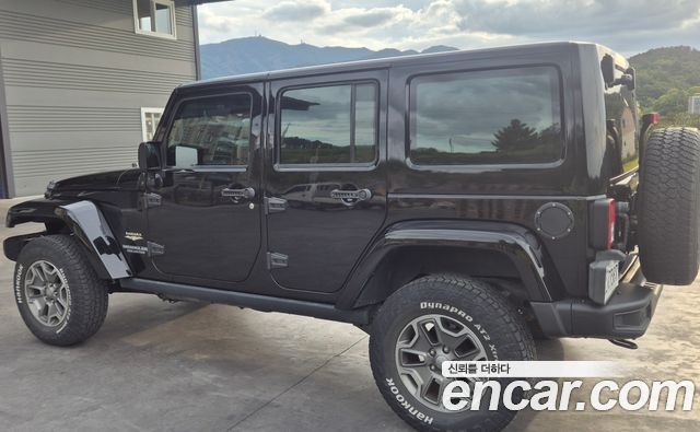 Jeep Wrangler 2.8 Diesel Sahara 4Door — пробег 128 600 км — фото 5 из 5