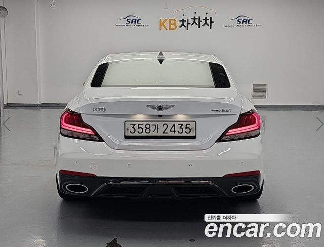 Genesis G70 2.0T Sport Package — пробег 107 920 км — фото 3 из 5