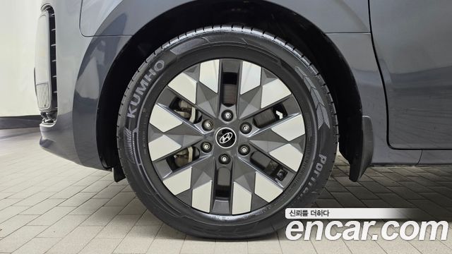 Hyundai Staria из Кореи Encar