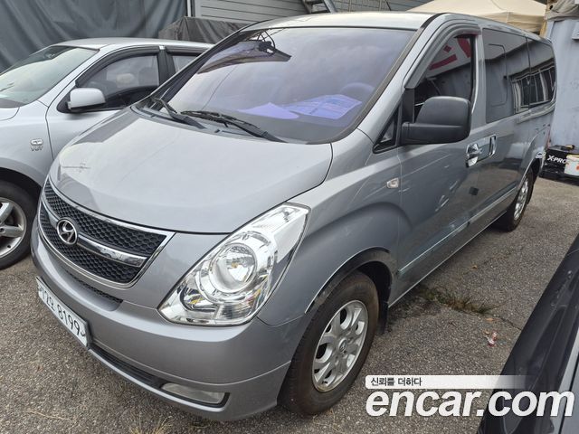 Hyundai Starex 12-Seater Wagon CVX Luxury — пробег 135 000 км — фото 4 из 5