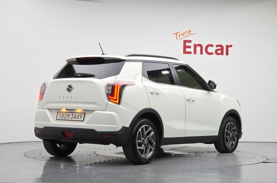 Ssangyong TIBOLI Gasoline 1.5 2WD V7 — пробег 11 736 км — фото 2 из 5