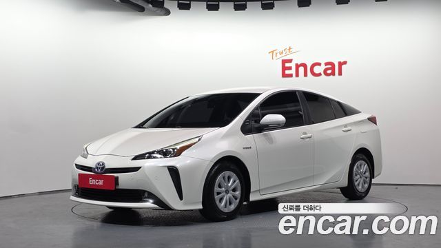 Toyota Prius из Кореи Encar