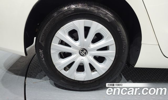 Toyota Prius из Кореи Encar