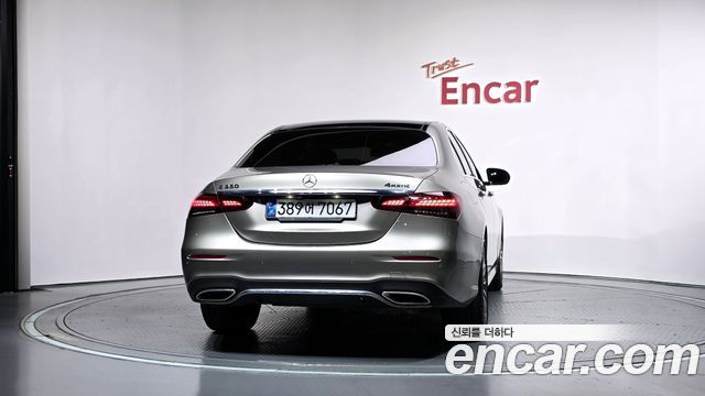 Mercedes-Benz E-Class E350 4MATIC AMG Line — пробег 80 363 км — фото 4 из 5