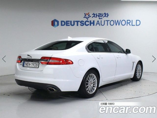Jaguar XF 2.2D Luxury X250 — пробег 117 923 км — фото 2 из 5