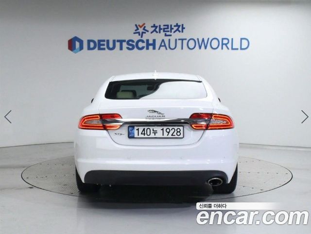 Jaguar XF 2.2D Luxury X250 — пробег 117 923 км — фото 4 из 5