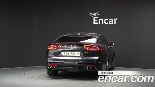 Kia Stinger 2.0 Turbo AWD Platinum — пробег 93 341 км — фото 4 из 5