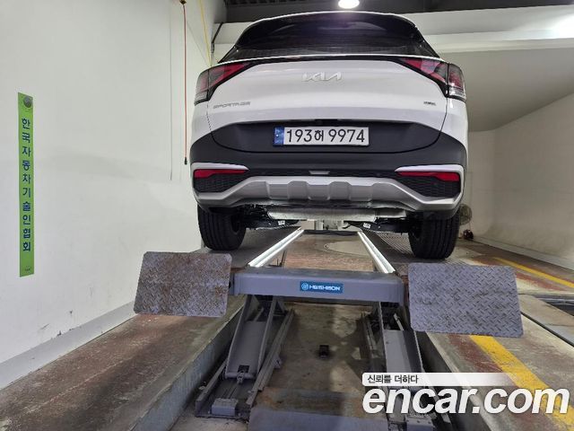 Kia Sportage Prestige 2WD — пробег 85 761 км — фото 2 из 2