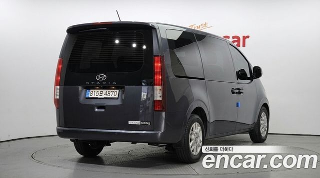 Hyundai Staria из Кореи Encar