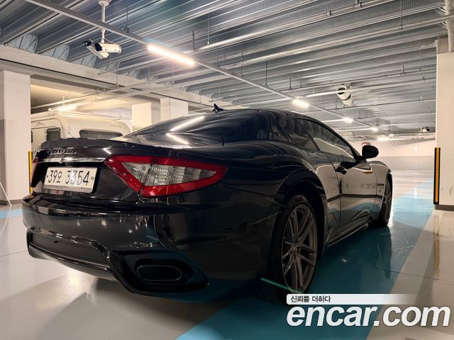 Maserati GranTurismo из Кореи Encar