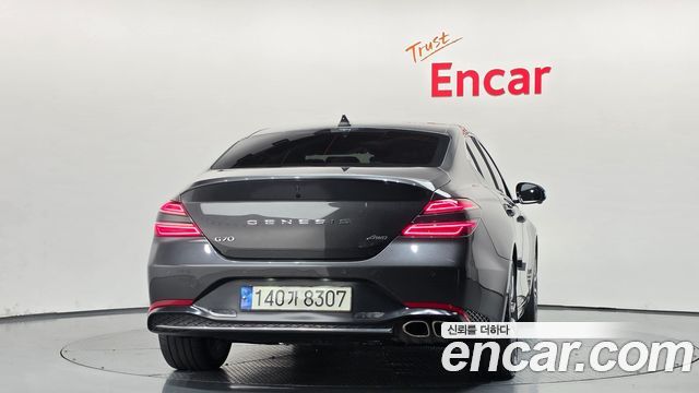 Genesis G70 Gasoline 2.0T 4WD — пробег 82 049 км — фото 4 из 5