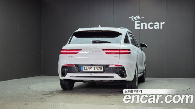 Genesis GV70 из Кореи Encar