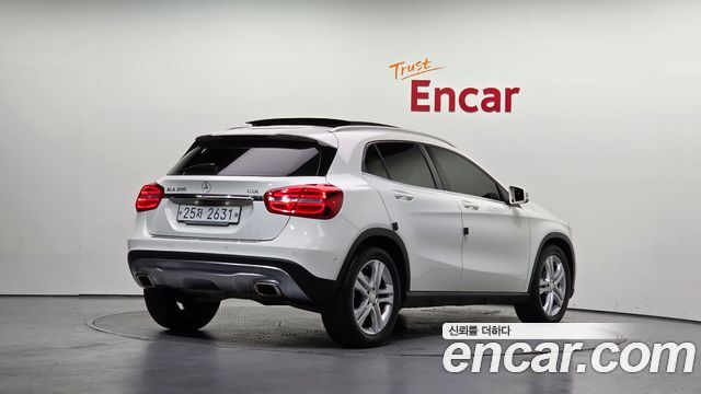Mercedes-Benz GLA-Class из Кореи Encar