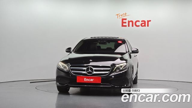 Mercedes-Benz E-Class E220d Avantgarde — пробег 106 632 км — фото 3 из 5