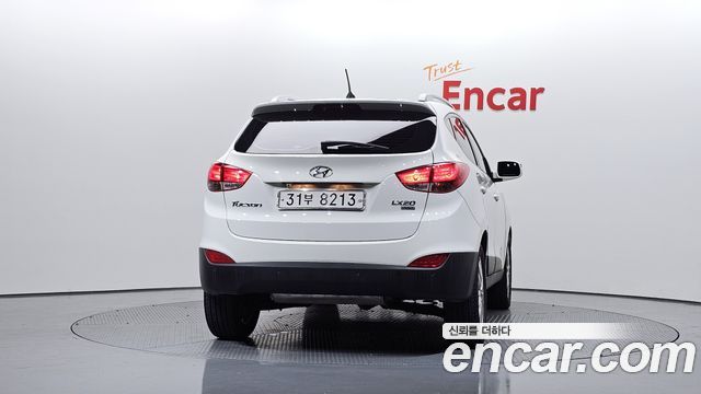 Hyundai Tucson Diesel 2WD LX20 Luxury — пробег 89 654 км — фото 4 из 5