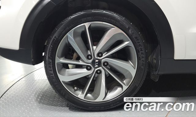 Kia Niro Noblesse — пробег 215 549 км — фото 5 из 5