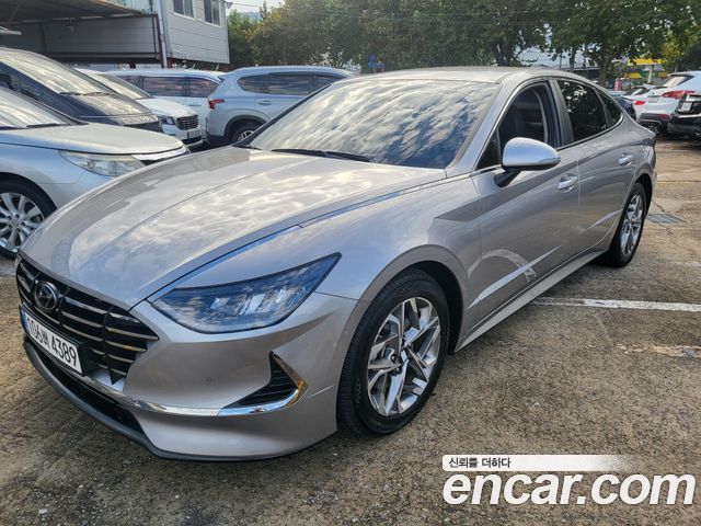 Hyundai Sonata 2.0 Premium Family — пробег 21 361 км — фото 1 из 5