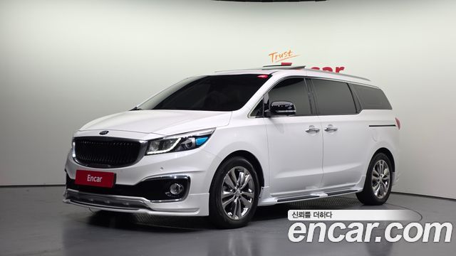 Kia Carnival 9-seater Noblesse — пробег 102 448 км — фото 1 из 5
